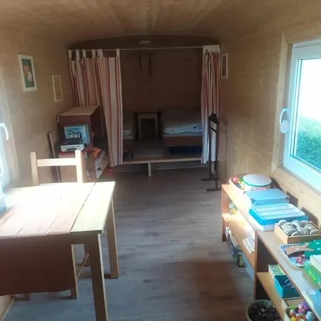 Maringotka Waldeck * Ohrazenice (Pribram)